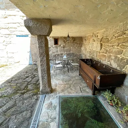 Hotel Deluxe Con Chimenea Y Bano En Casa De Campo. Piscina Y Jardin. *