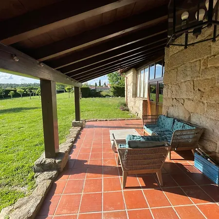 Deluxe Con Chimenea Y Bano En Casa De Campo. Piscina Y Jardin. * Amoeiro
